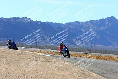 media/Jan-09-2022-SoCal Trackdays (Sun) [[2b1fec8404]]/Turn 8 (1045am)/